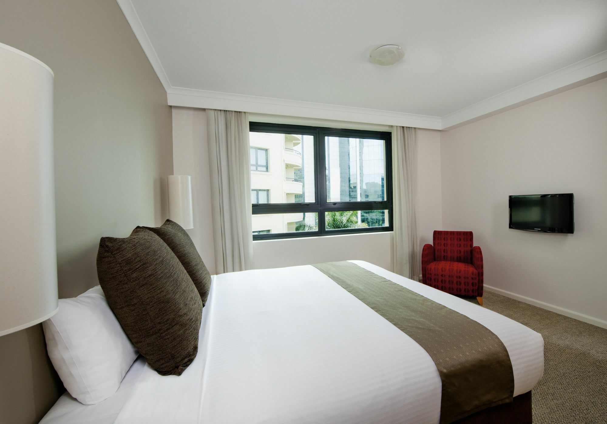 Mantra Parramatta Aparthotel Sydney Phòng bức ảnh